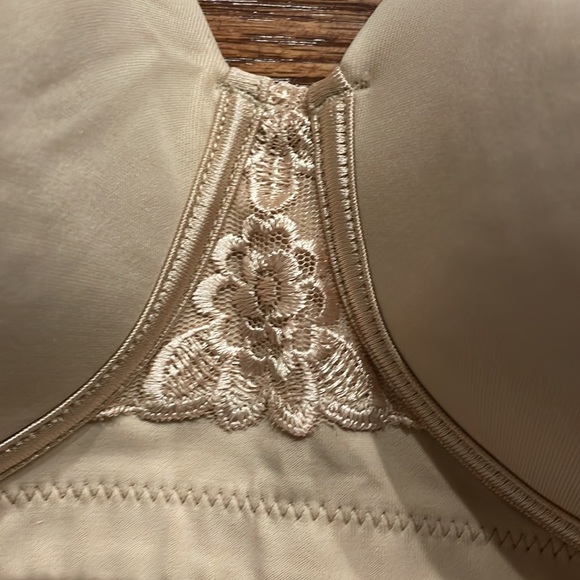 Vanity Fair Beauty back / Full figure / back smoothing / wireless bra 71380 38C - Picture 7 of 12